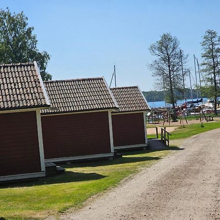 Kanalkrogen Stugor Sjotorp Bagian luar foto
